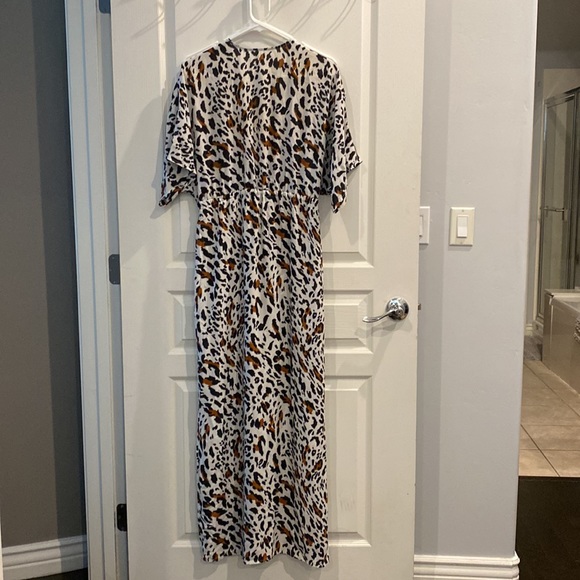 Forever 21 leopard print kimono - Picture 2 of 4